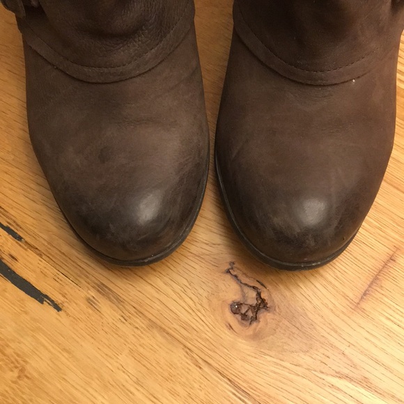 💯 Leather Boutique 9 Booties, size 8 - Picture 4 of 4